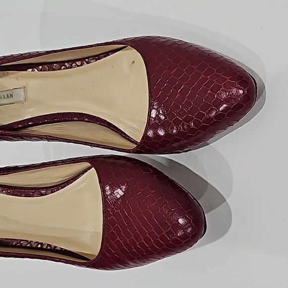 Cole Haan Vandam Pumps Burgundy Sneak Skin Emboss Size 7.5 round toe - Picture 5 of 14